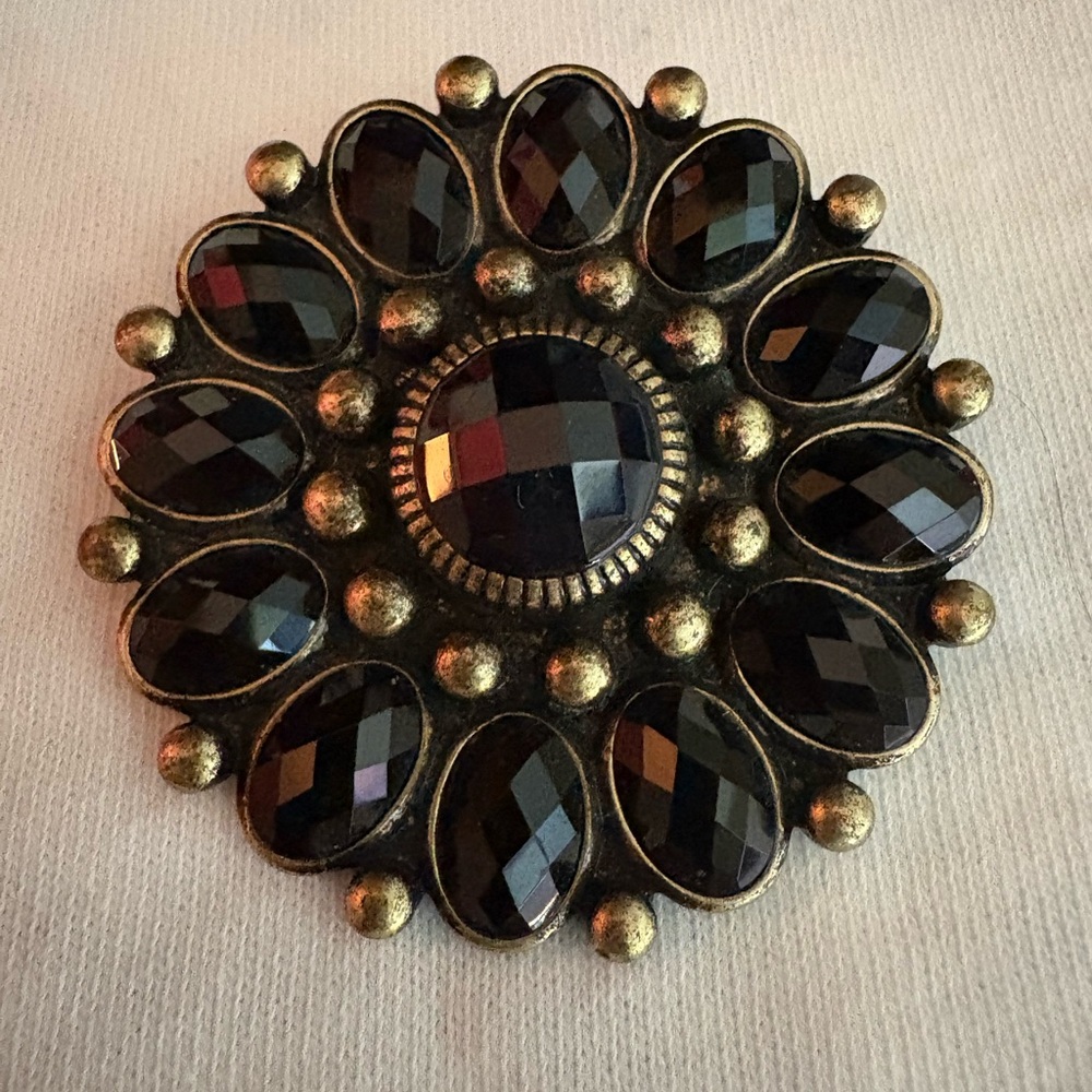 Premier Designs Flower Pin Brooch Pendant